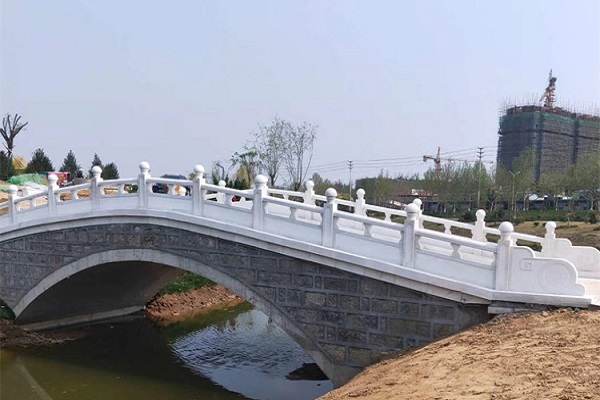 白银市大连道观仿古石栏杆厂家相关动态资讯